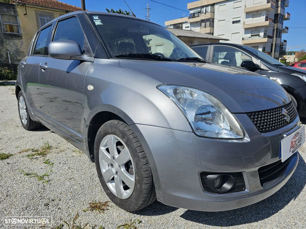 Suzuki Swift 1.3 DDiS Sport - 2