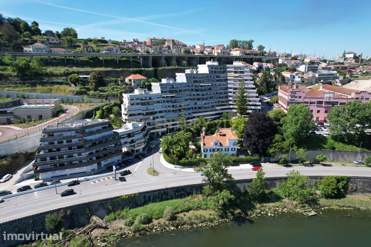 Duplex T5 com Vista Panorâmica sobre o Douro | 328m² - Varandas do Dou - Grande imagem: 5/54