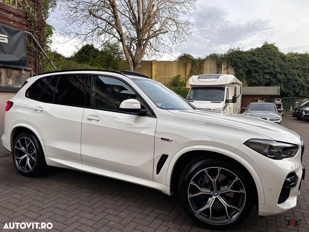 BMW X5 xDrive45e - 30