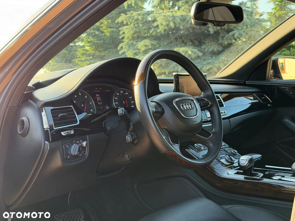 Audi A8 4.0 TFSI cylinder on demand quattro tiptronic Lang - 15