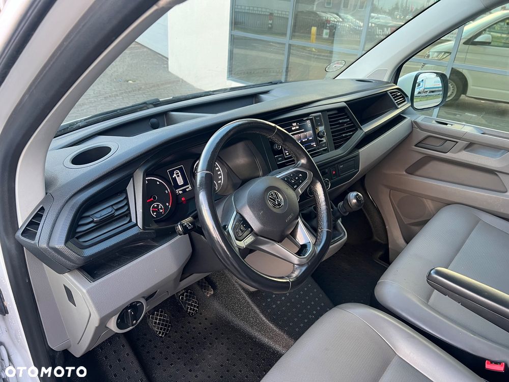 Volkswagen Transporter - 9