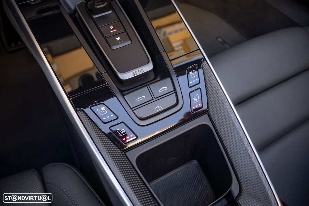 Porsche 911 (992) Turbo S PDK - 36