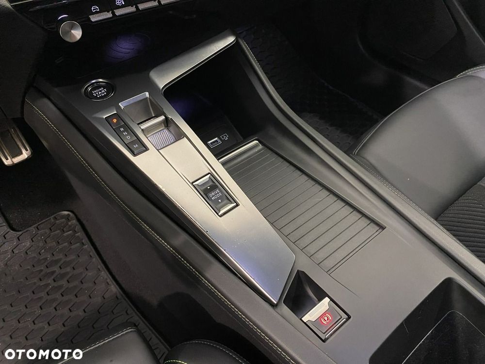 Peugeot 308 - 19