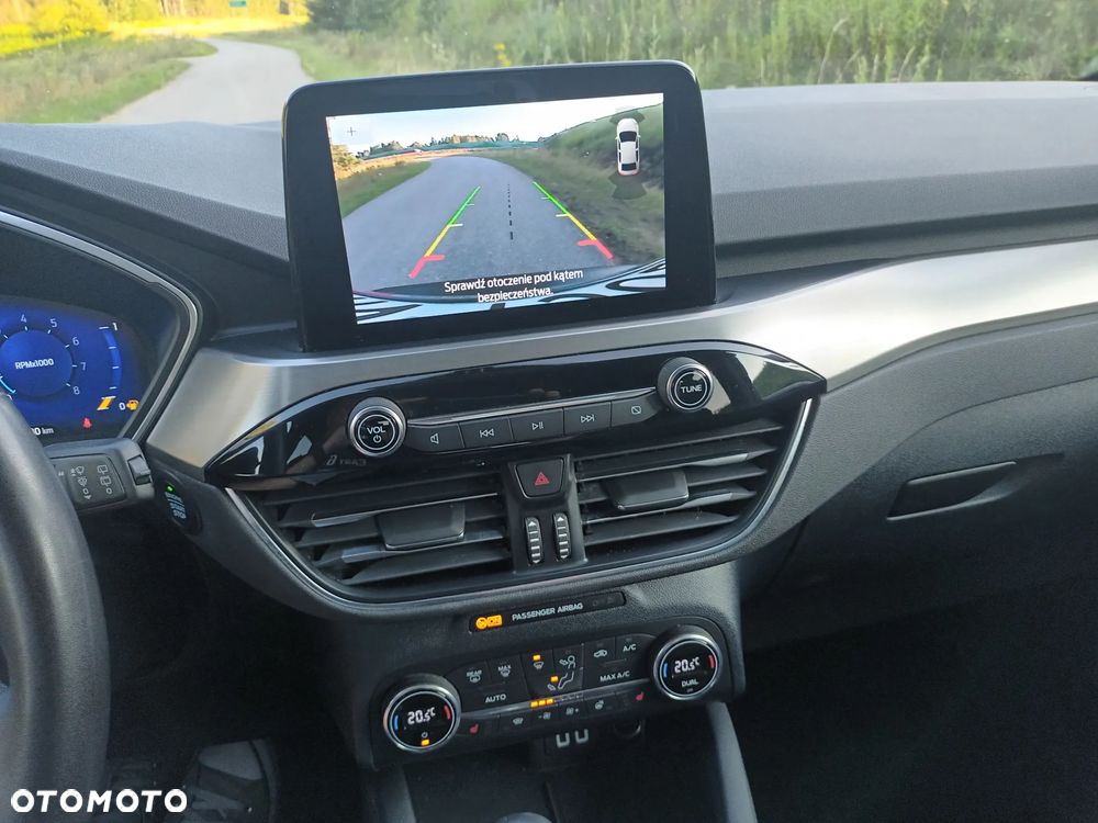 Ford Kuga 1.5 EcoBoost FWD Titanium X - 33