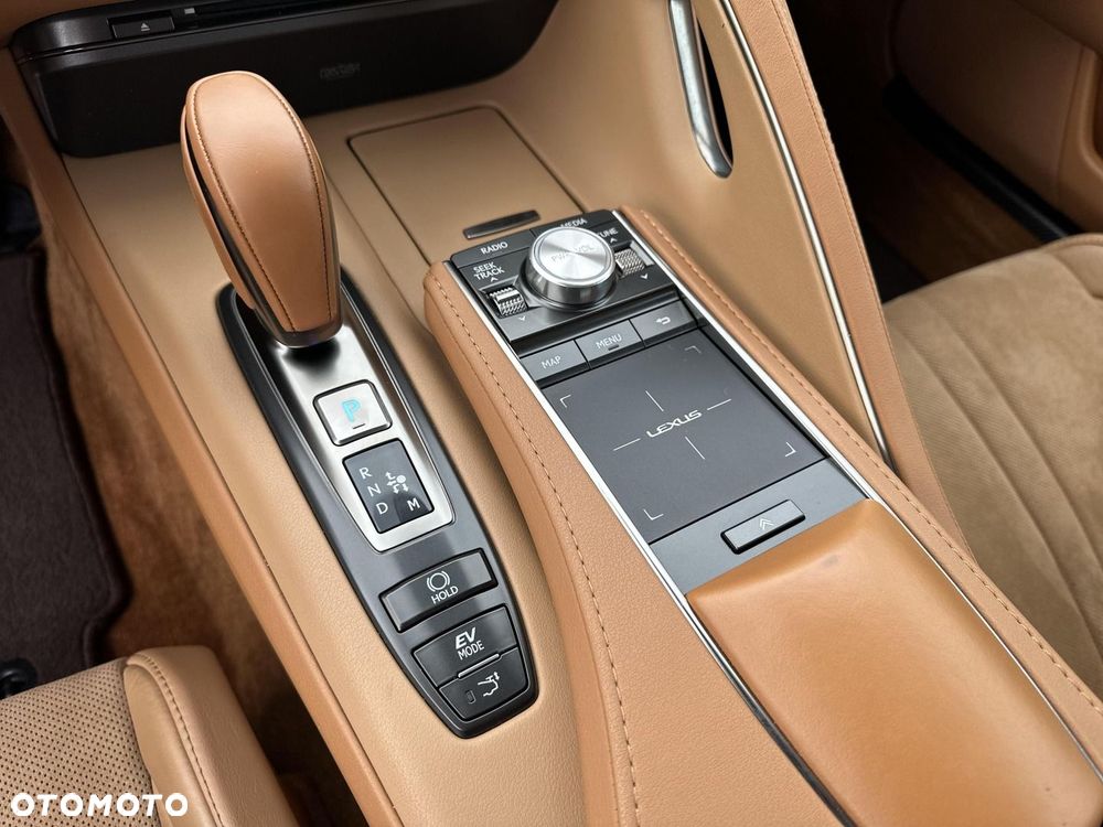 Lexus LC 500h Superturismo - 18