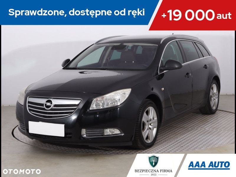Opel Insignia - 1