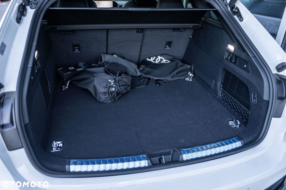 Audi A5 Avant - 11