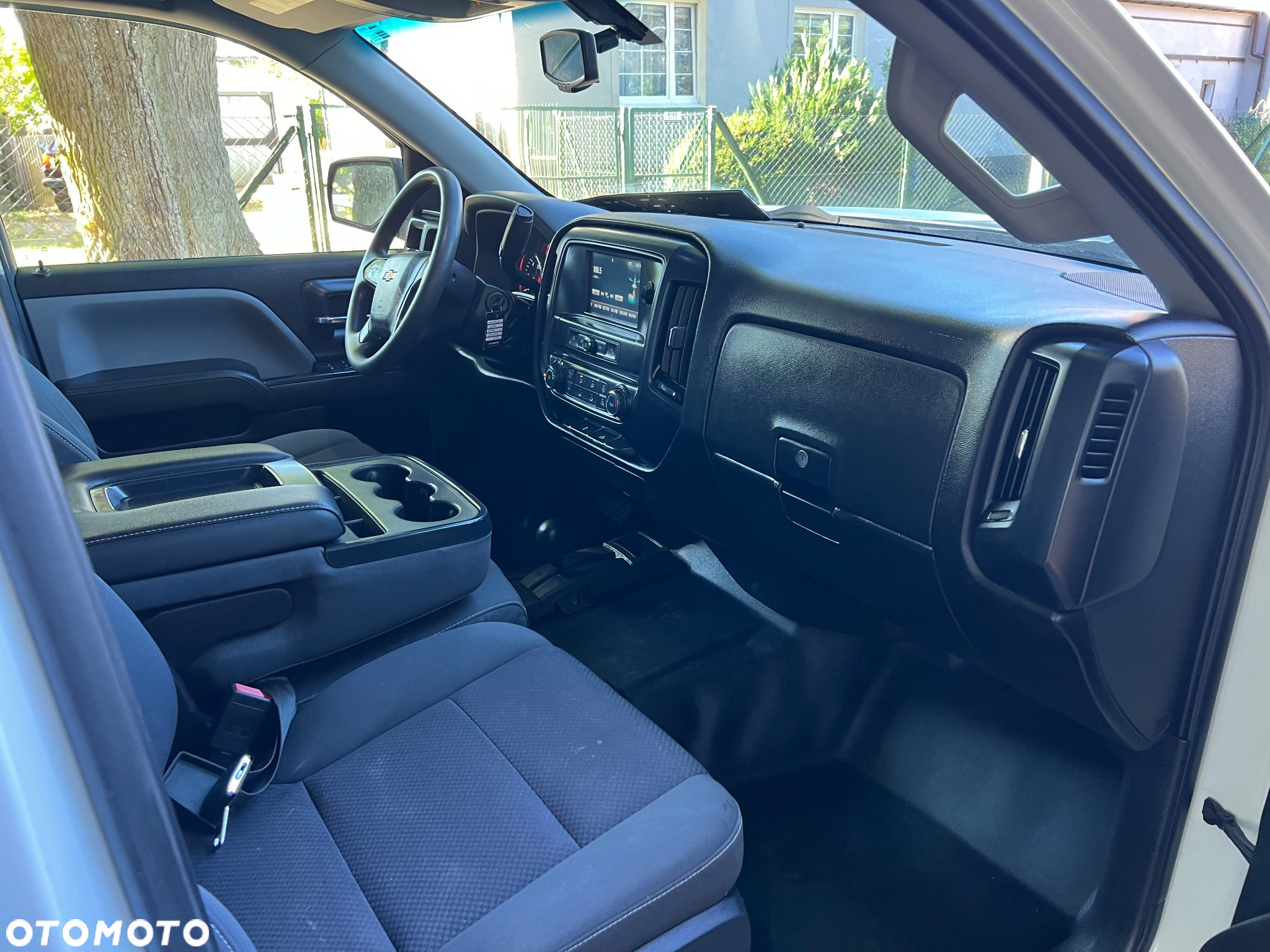 Chevrolet Silverado - 5