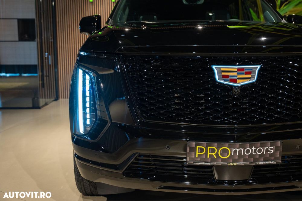 Cadillac Escalade - 4