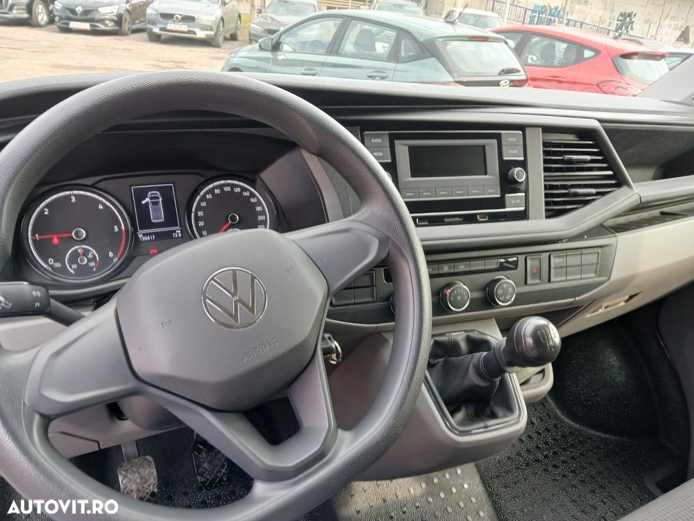 Volkswagen Transporter - 9