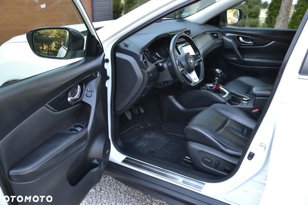 Nissan X-Trail 2.0 dCi Tekna 4WD - 9