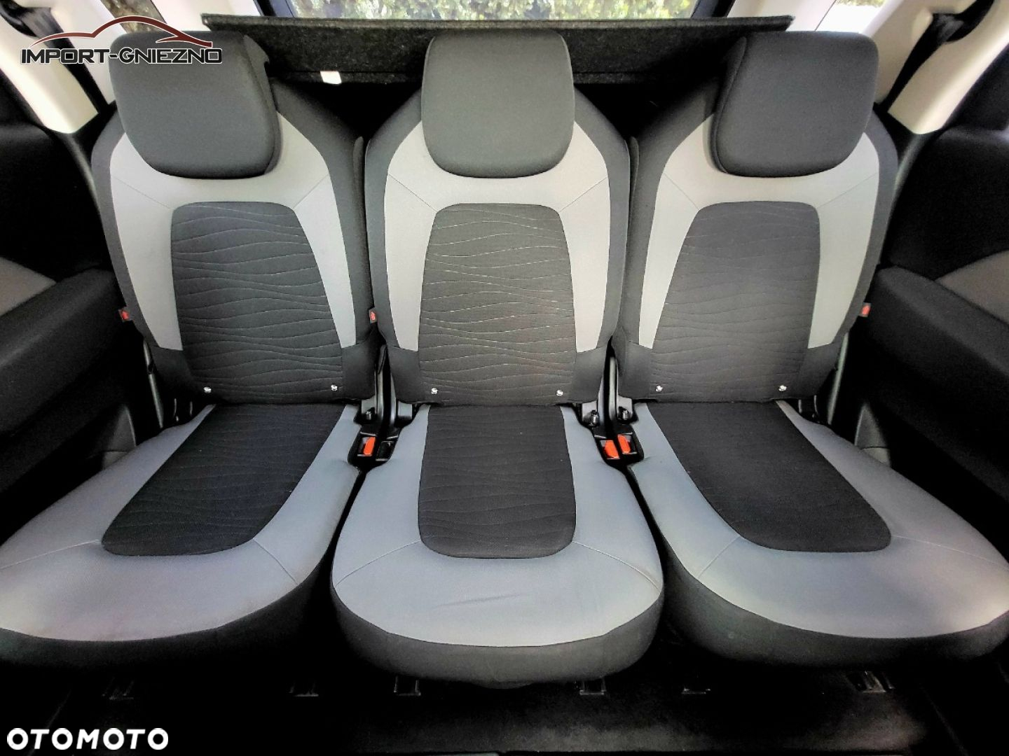 Citroën C4 Picasso - 17