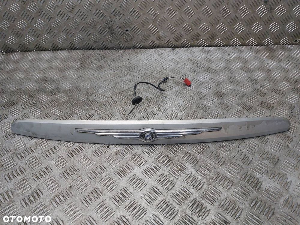 BLENDA KLAPY BAGAŻNIKA CHRYSLER  PACIFICA I 1342-5100 PS2 - 1