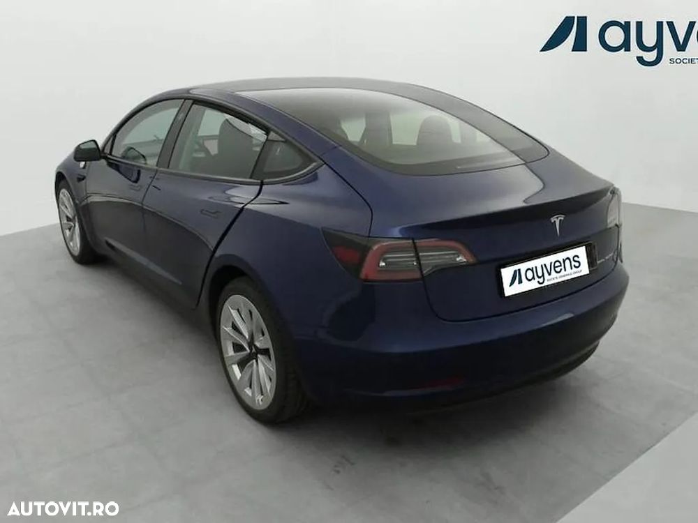 Tesla Model 3 Langstreckenbatterie Allradantrieb Dual Motor - 12