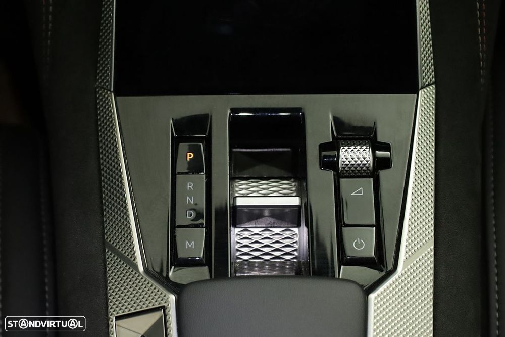 DS DS4 4 1.2 PureTech Performance Line EAT8 - 15