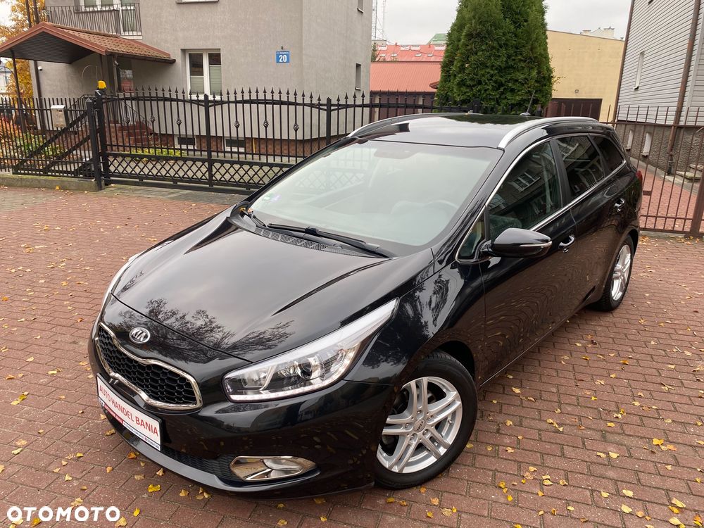 Kia Ceed 1.6 GDI Dream Team Edition - 15