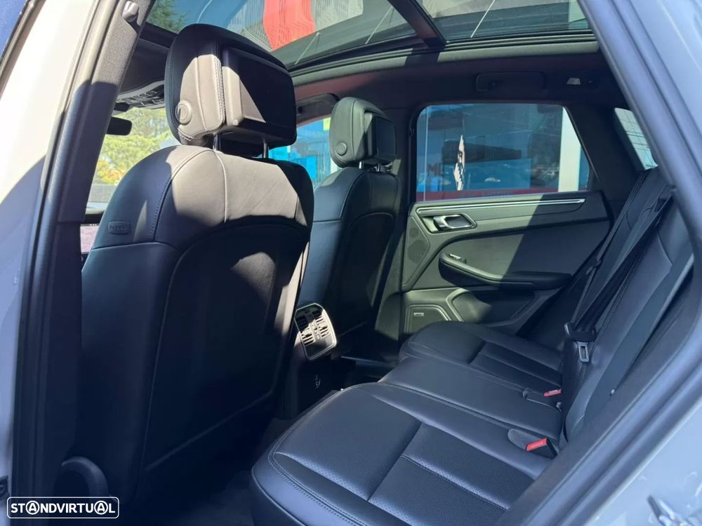 Porsche Macan Standard - 15
