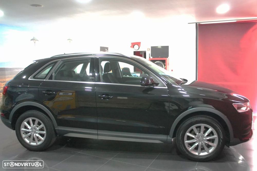 Audi Q3 2.0 TDI Design - 2