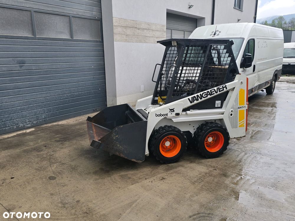 Bobcat 440B - 4
