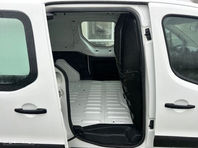 Citroën BERLINGO 3 LUGARES C/GPS - 7