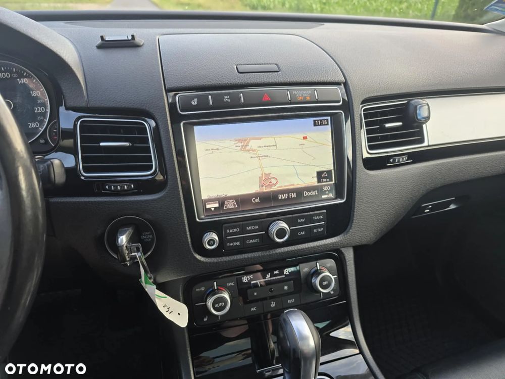 Volkswagen Touareg 3.0 V6 TDI SCR Blue Motion DPF Automatik Executive Edition - 13
