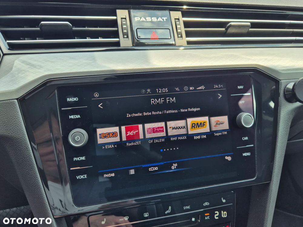 Volkswagen Passat 2.0 TDI EVO Elegance DSG - 29