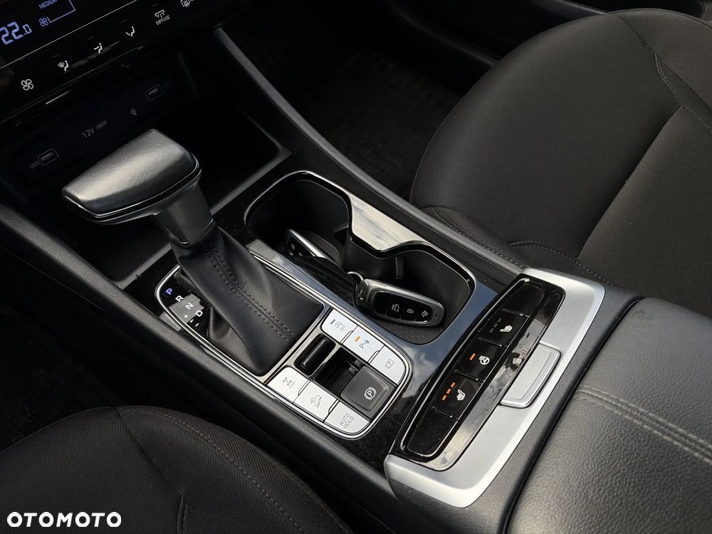 Hyundai Tucson 1.6 T-GDi Premium 4WD DCT - 18