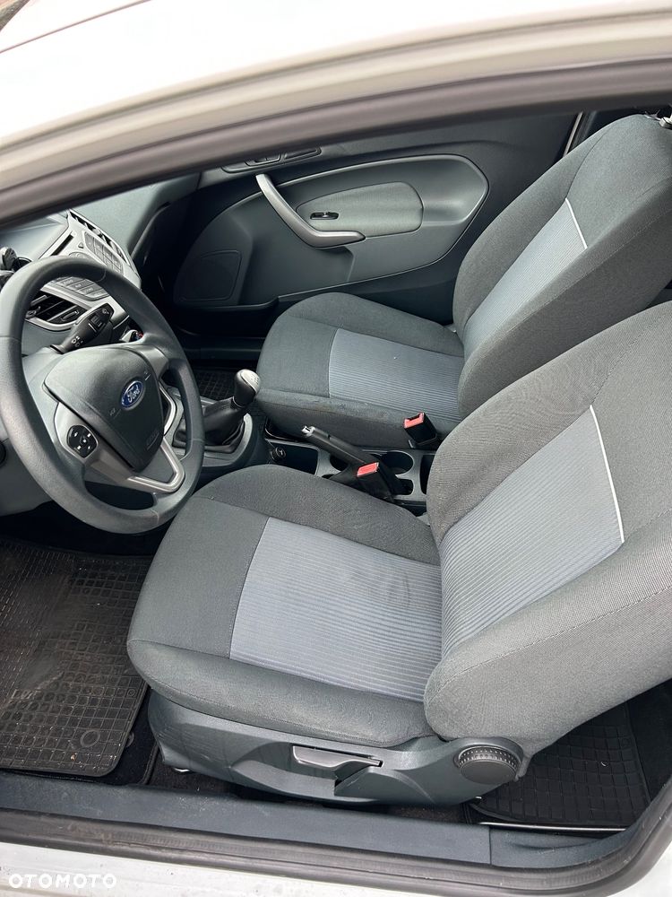 Ford Fiesta 1.4 TDCi Trend - 28