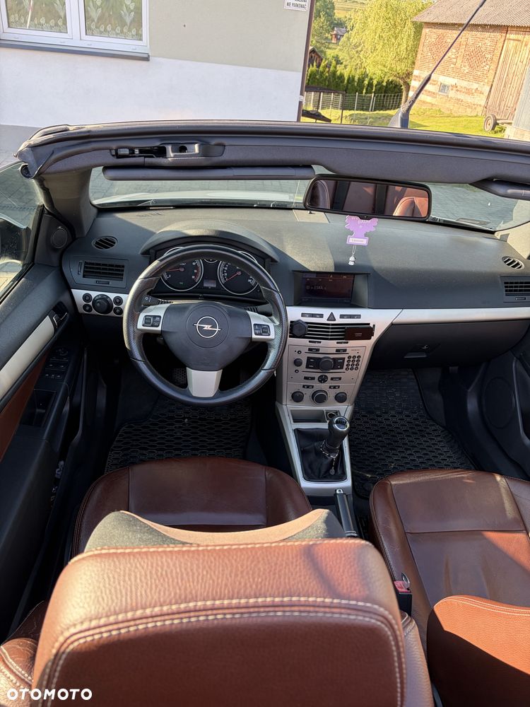 Opel Astra - 8