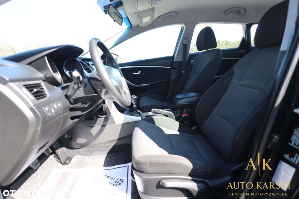 Hyundai i30 - 37