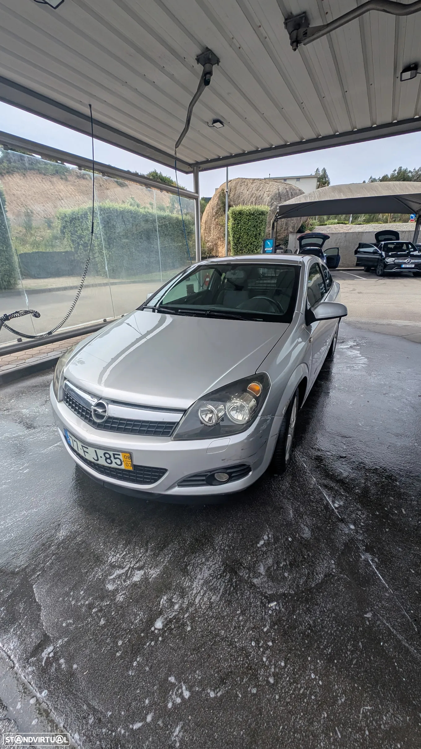 Opel Astra GTC 1.3 CDTi - 10