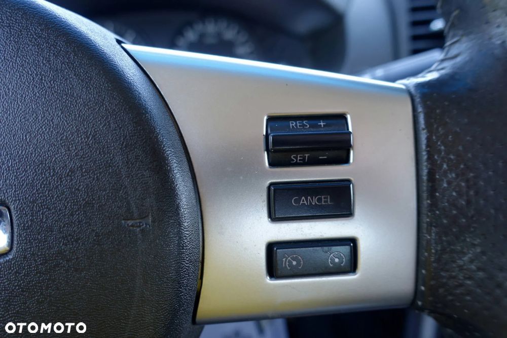 Nissan Navara 2.5 D FE Long - 19