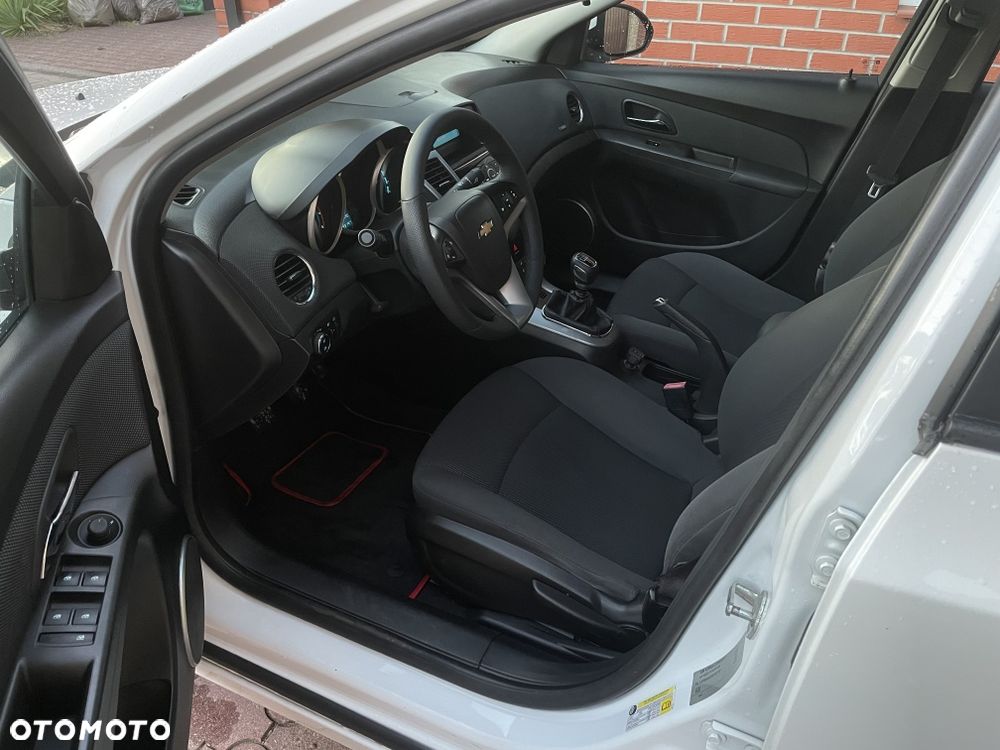 Chevrolet Cruze - 5