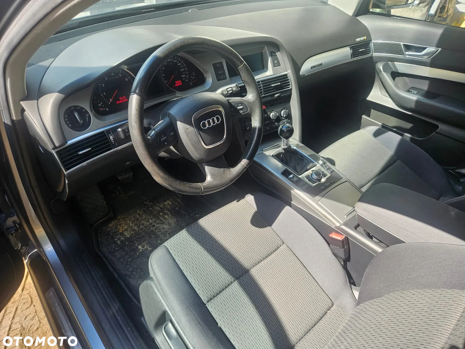 Audi A6 2.4 Quattro - 8