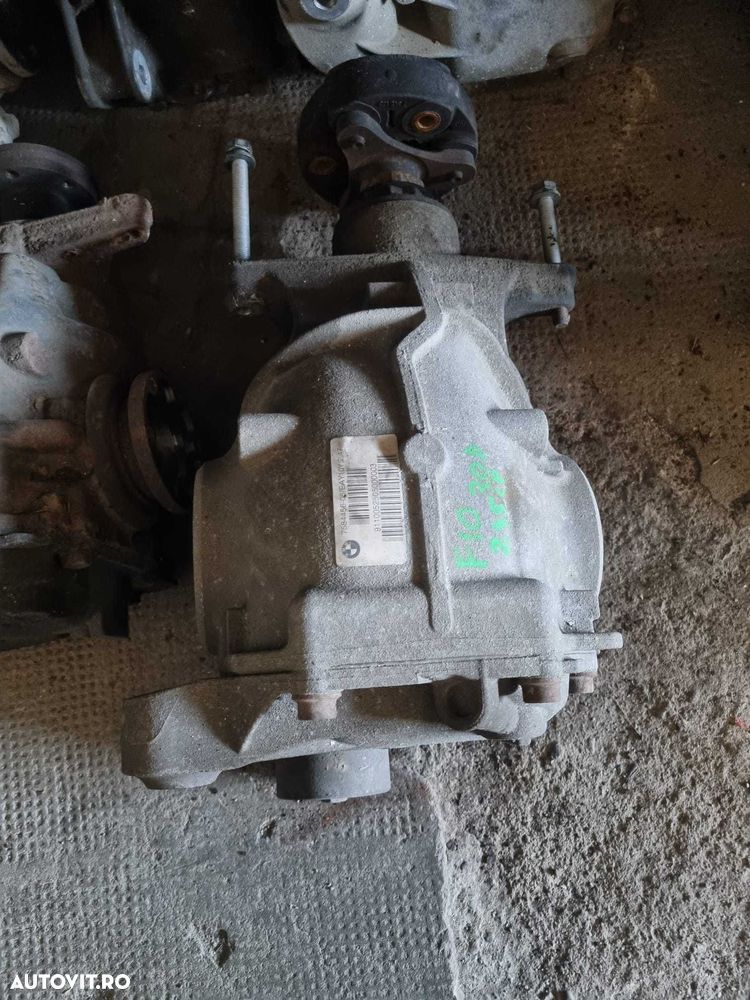 Grup diferential spate BMW seria 5 F10 F11 cod 7584456 raport 2.47 - 1