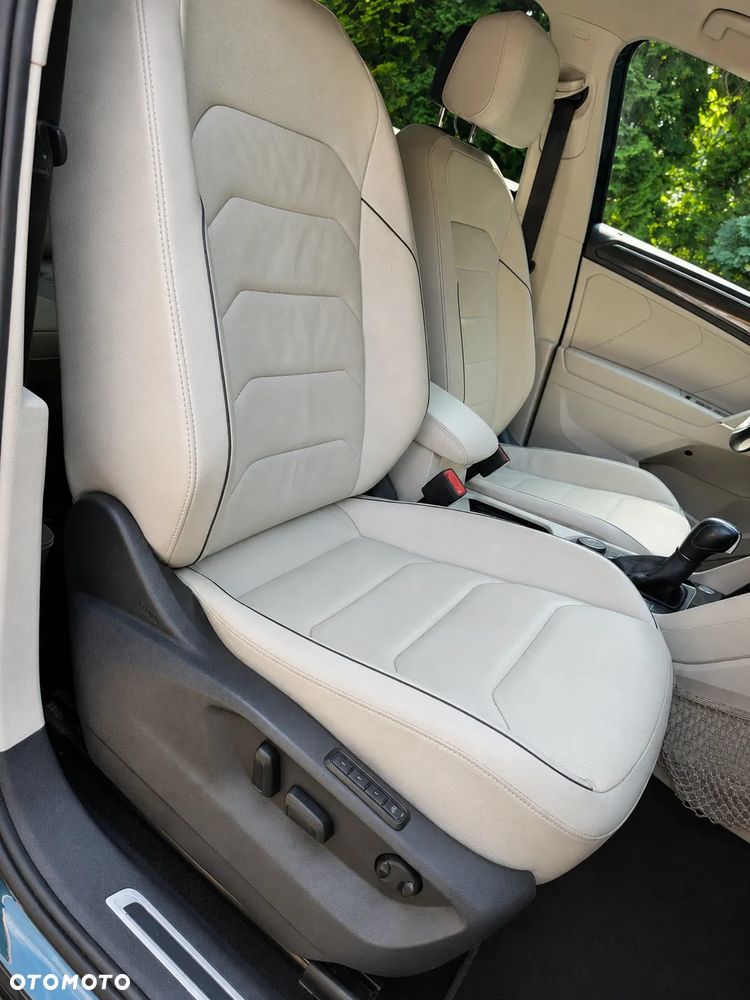 Volkswagen Tiguan Allspace 2.0 TSI 4Mot Highline DSG - 17