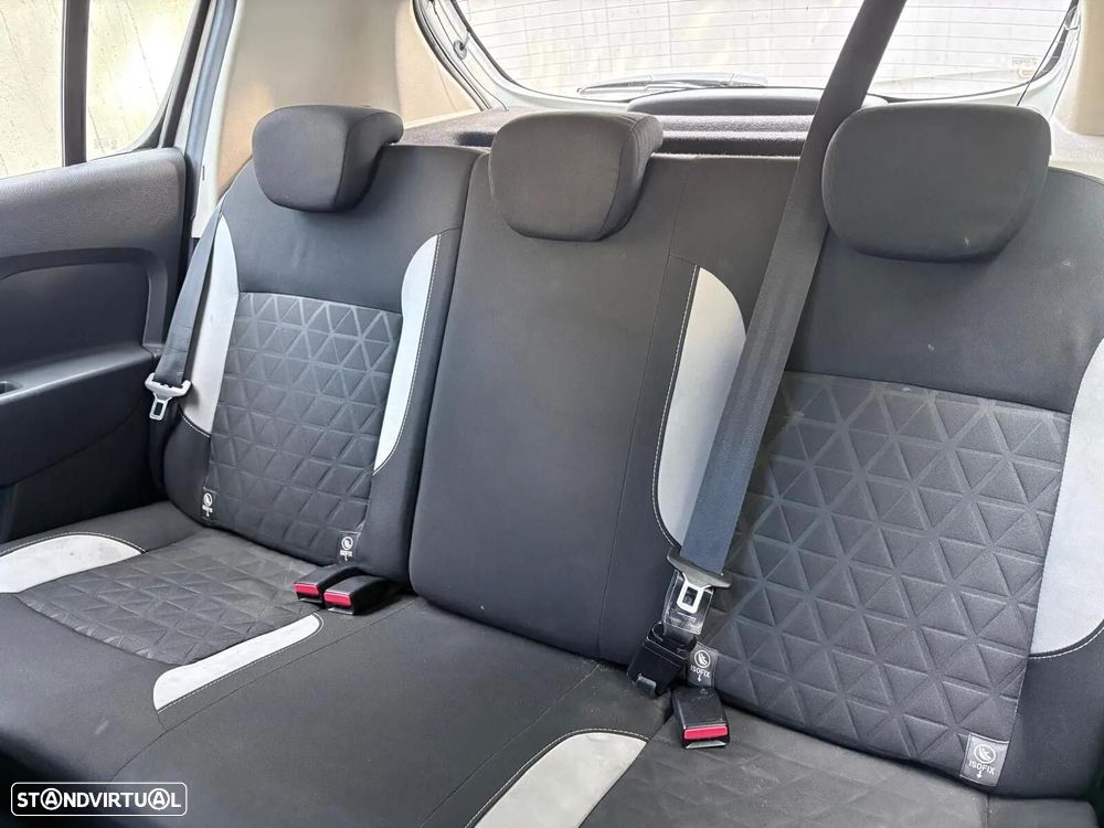 Dacia Sandero 1.5 dCi Stepway - 46