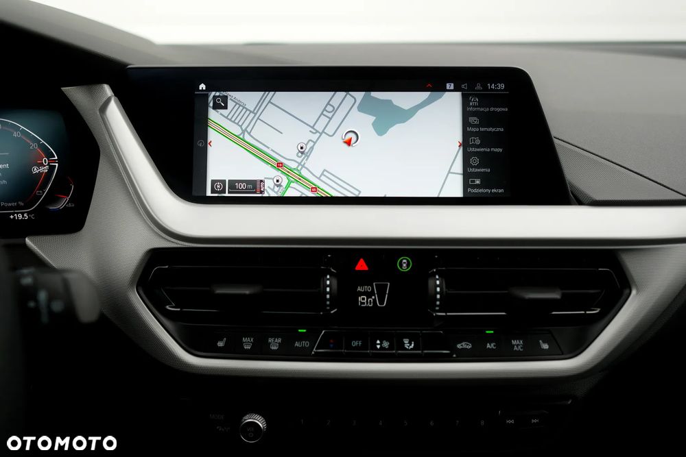 BMW Seria 1 118i Advantage - 30