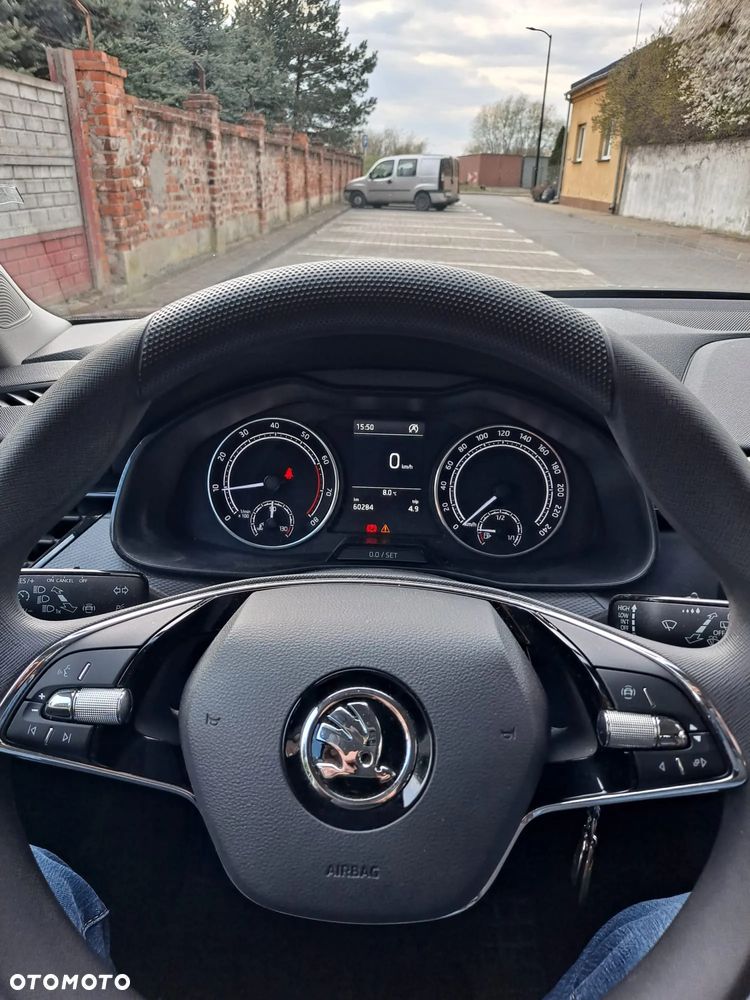 Skoda Kamiq 1.0 TSI Active - 8