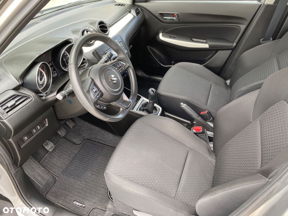 Suzuki Swift 1.2 Dualjet SHVS Premium Plus - 18