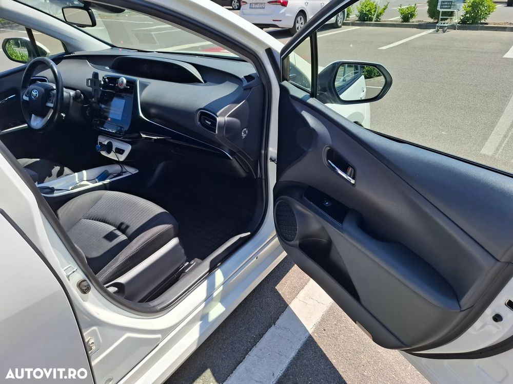 Toyota Prius - 8