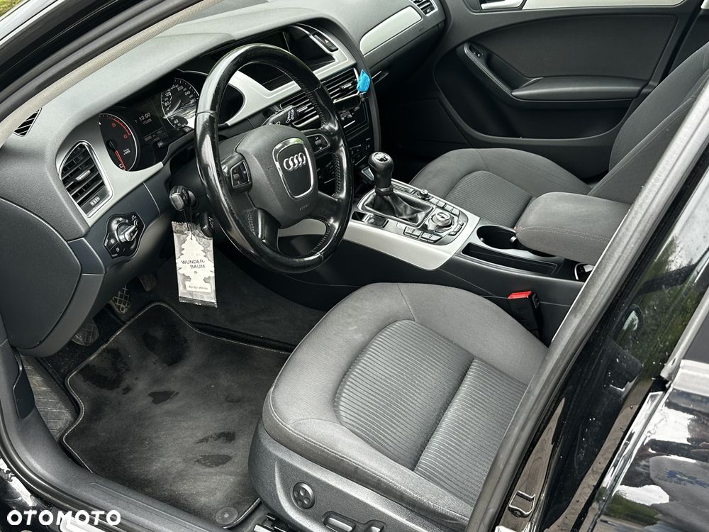 Audi A4 Avant - 9