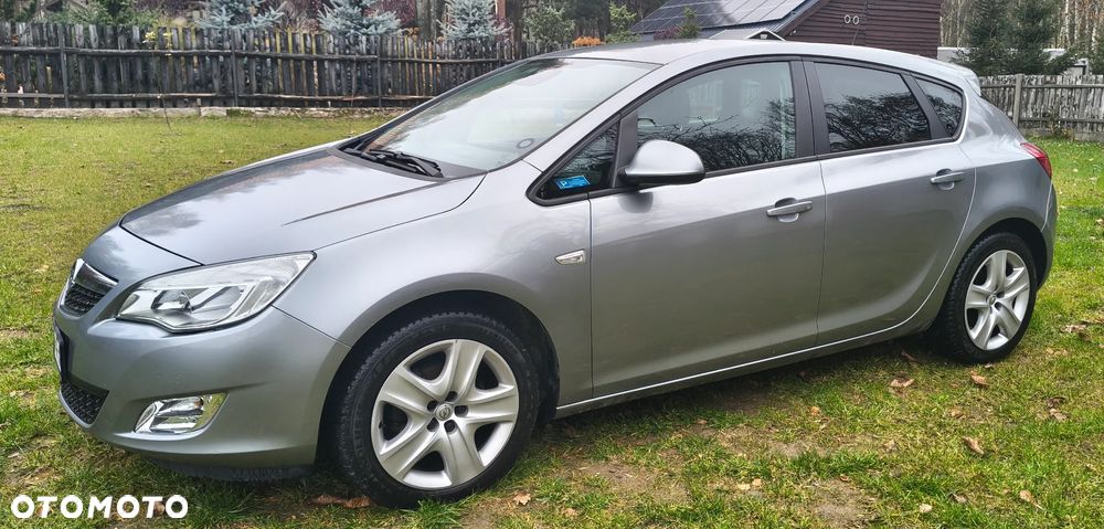 Opel Astra - 1