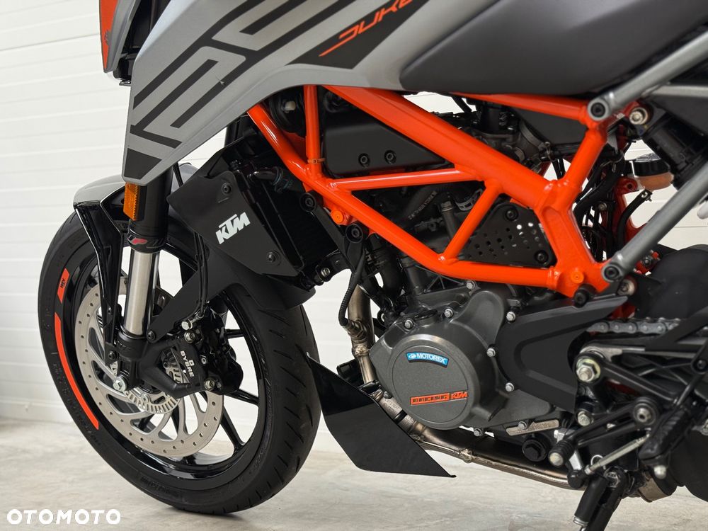 KTM Duke - 33