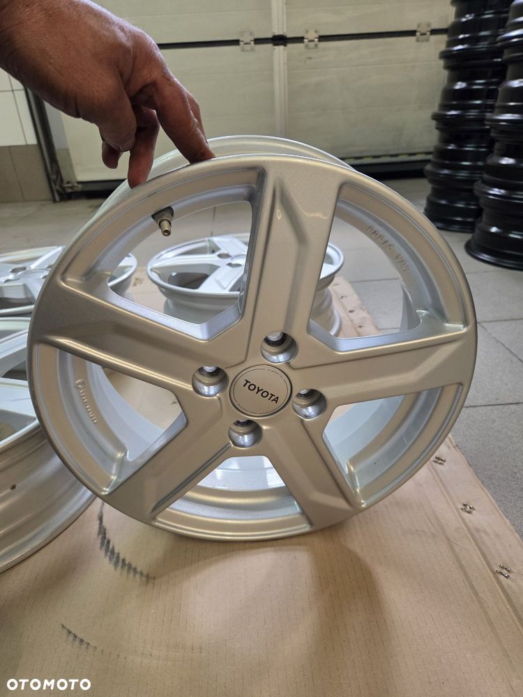 felgi aluminiowe 15" 4x100 5x15 ET 39 Toyota suzuki Hyundai Kia itp - 5