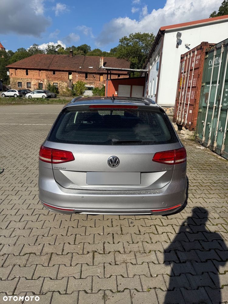 Volkswagen Passat 2.0 TDI BMT Comfortline DSG - 5