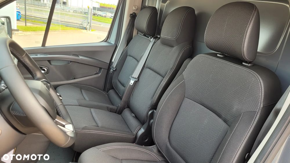 Renault Trafic - 9