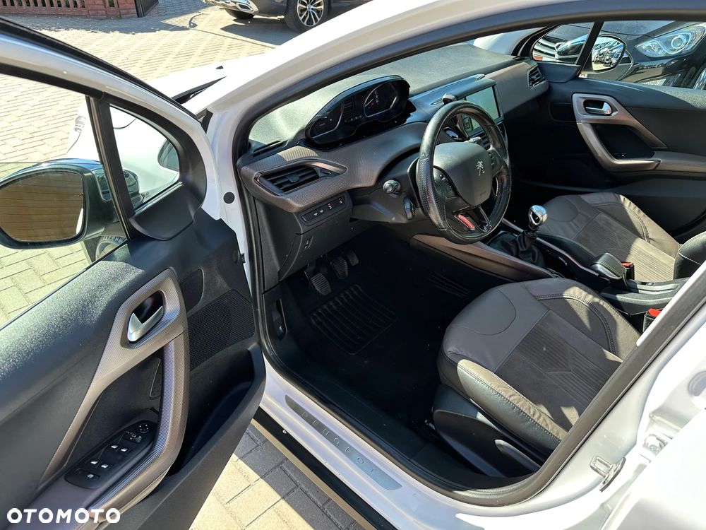 Peugeot 2008 - 7