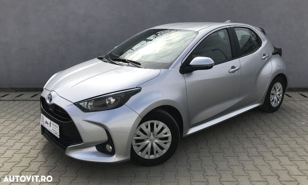 Toyota Yaris - 1