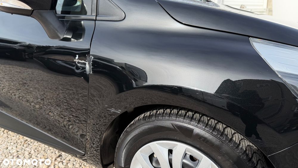 Renault Clio 1.2 16V 75 Expression - 10